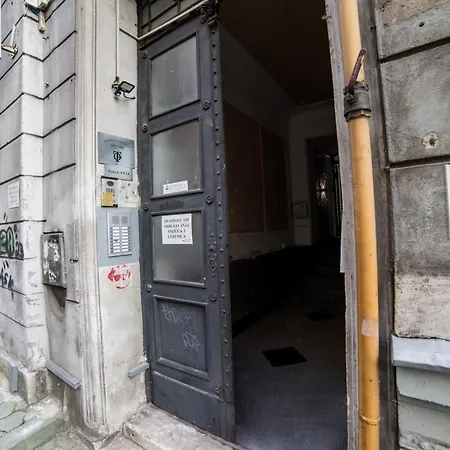 Urban Santiq Center 3-bedroom With Balcony Apartament